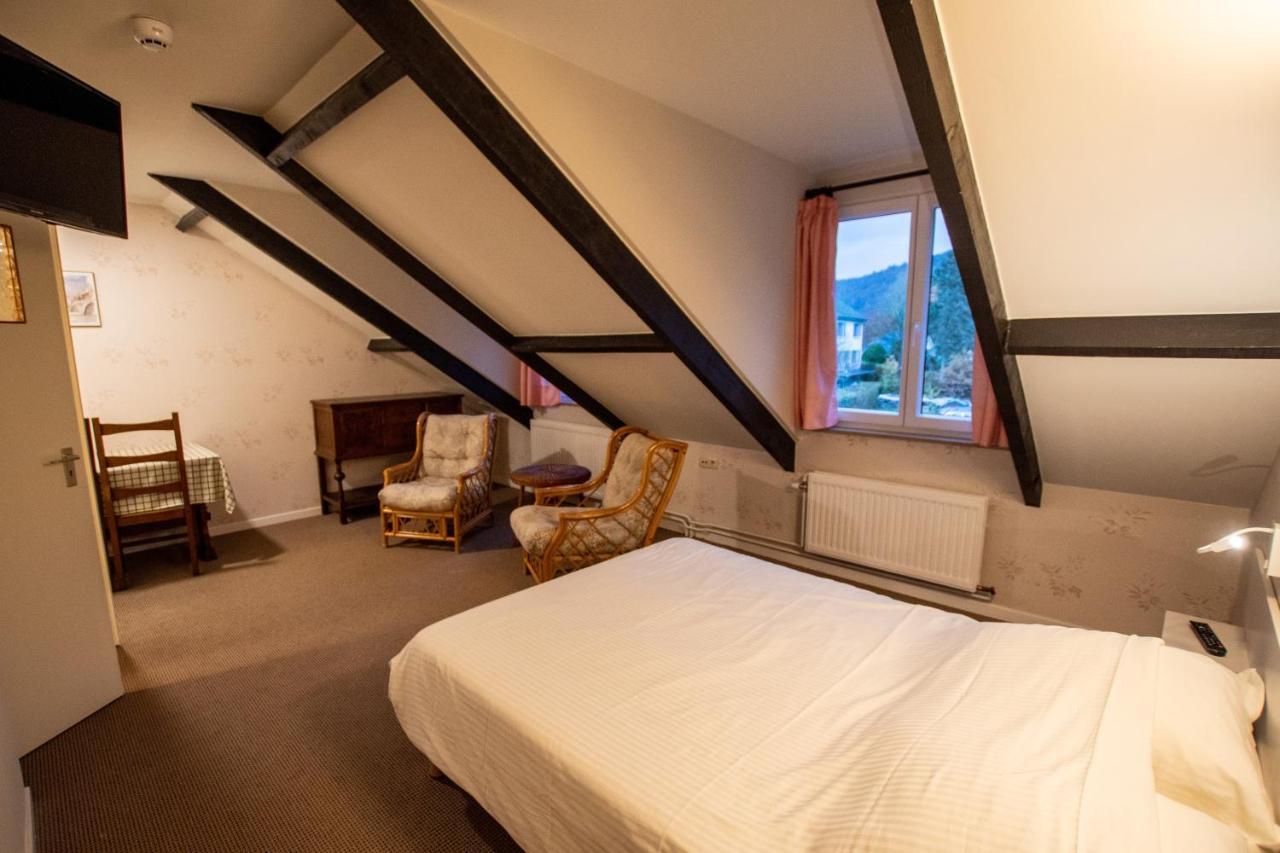 Auberge Le Vieux Moulin Poupehan Екстер'єр фото