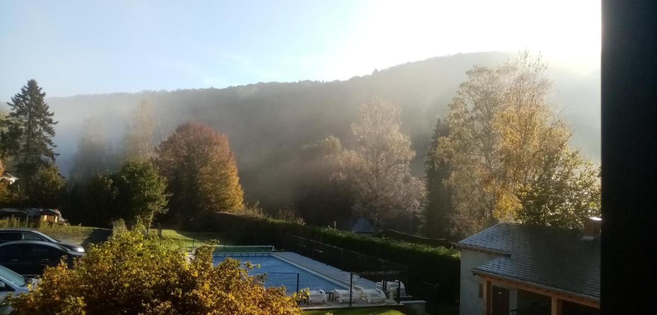 Auberge Le Vieux Moulin Poupehan Екстер'єр фото