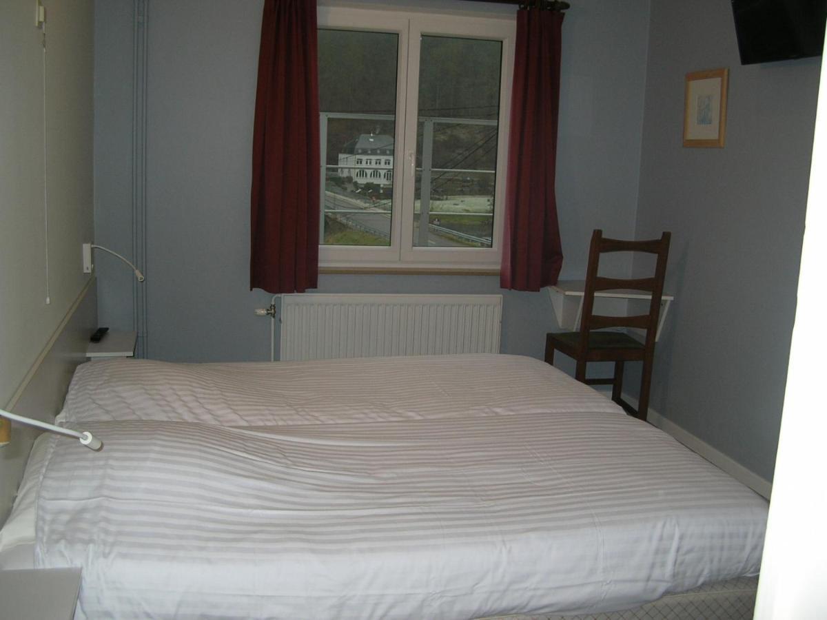 Auberge Le Vieux Moulin Poupehan Екстер'єр фото